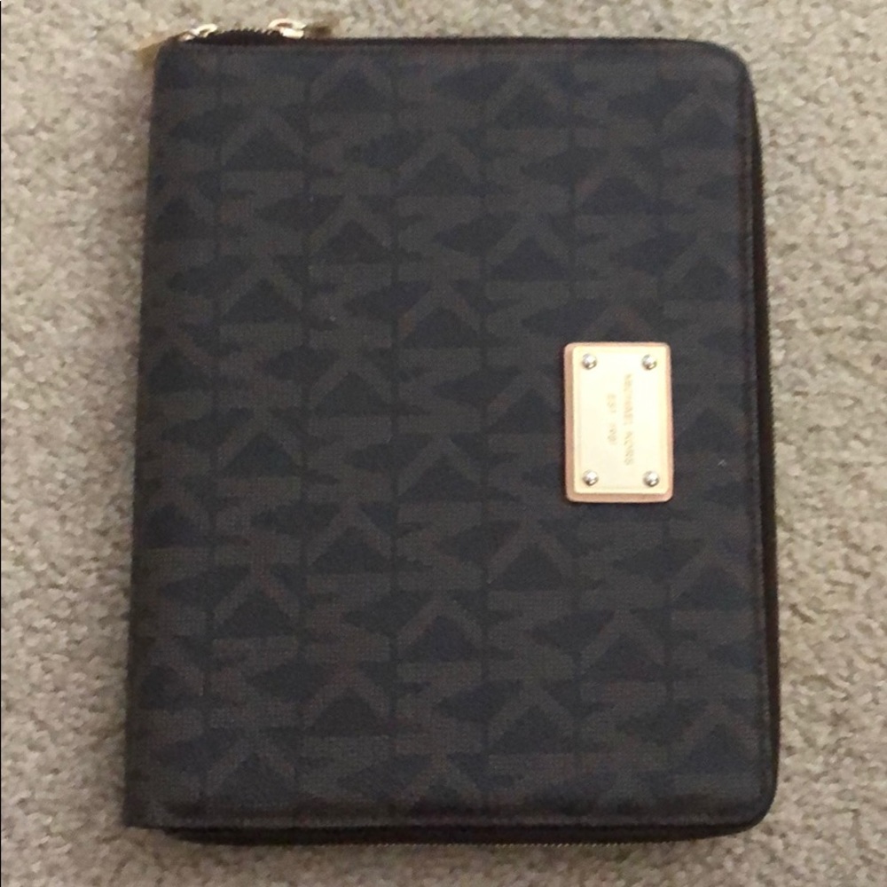 Michael Kors case